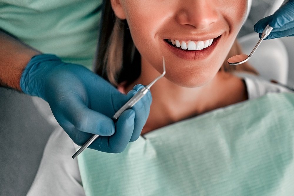 Jak wygląda wizyta kontrolna u stomatologa?