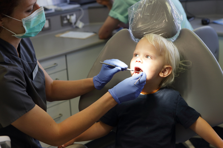 Jak przygotować dziecko do wizyty u dentysty?